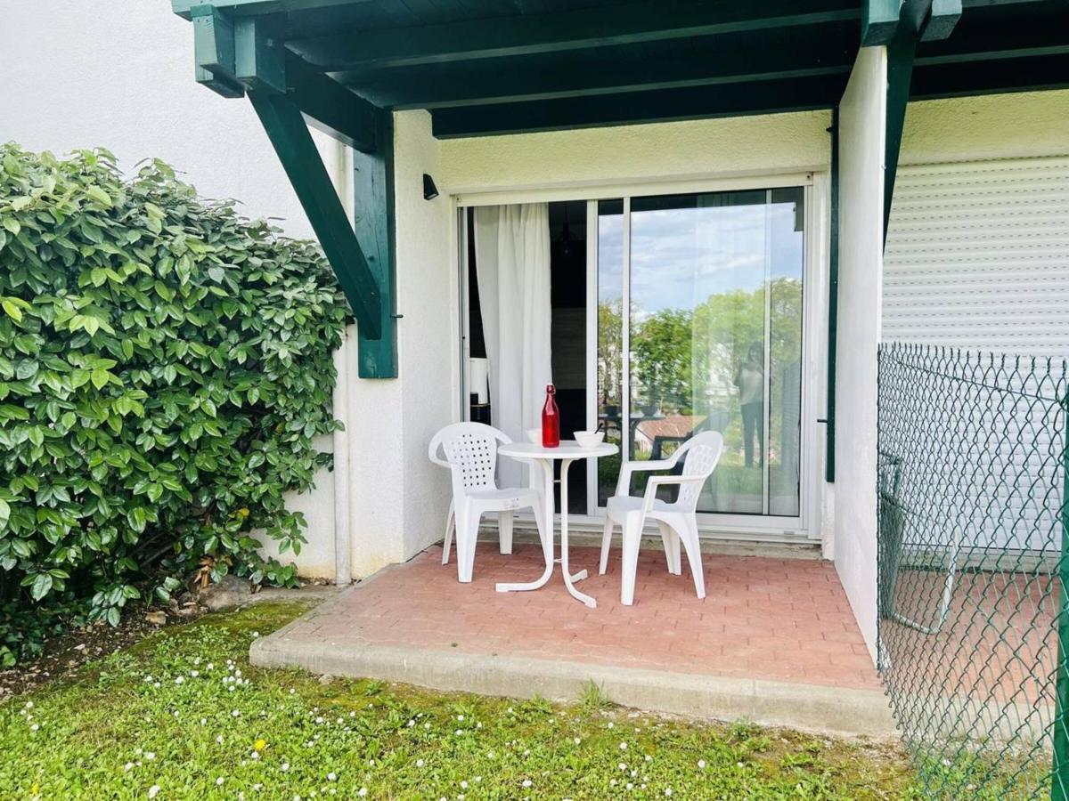 Studio Eglantine A Cambo-Les-Bains, Proche Thermes, Terrasse, Parking, Acces Internet, Animaux Ok - Fr-1-495-106 Bagian luar foto